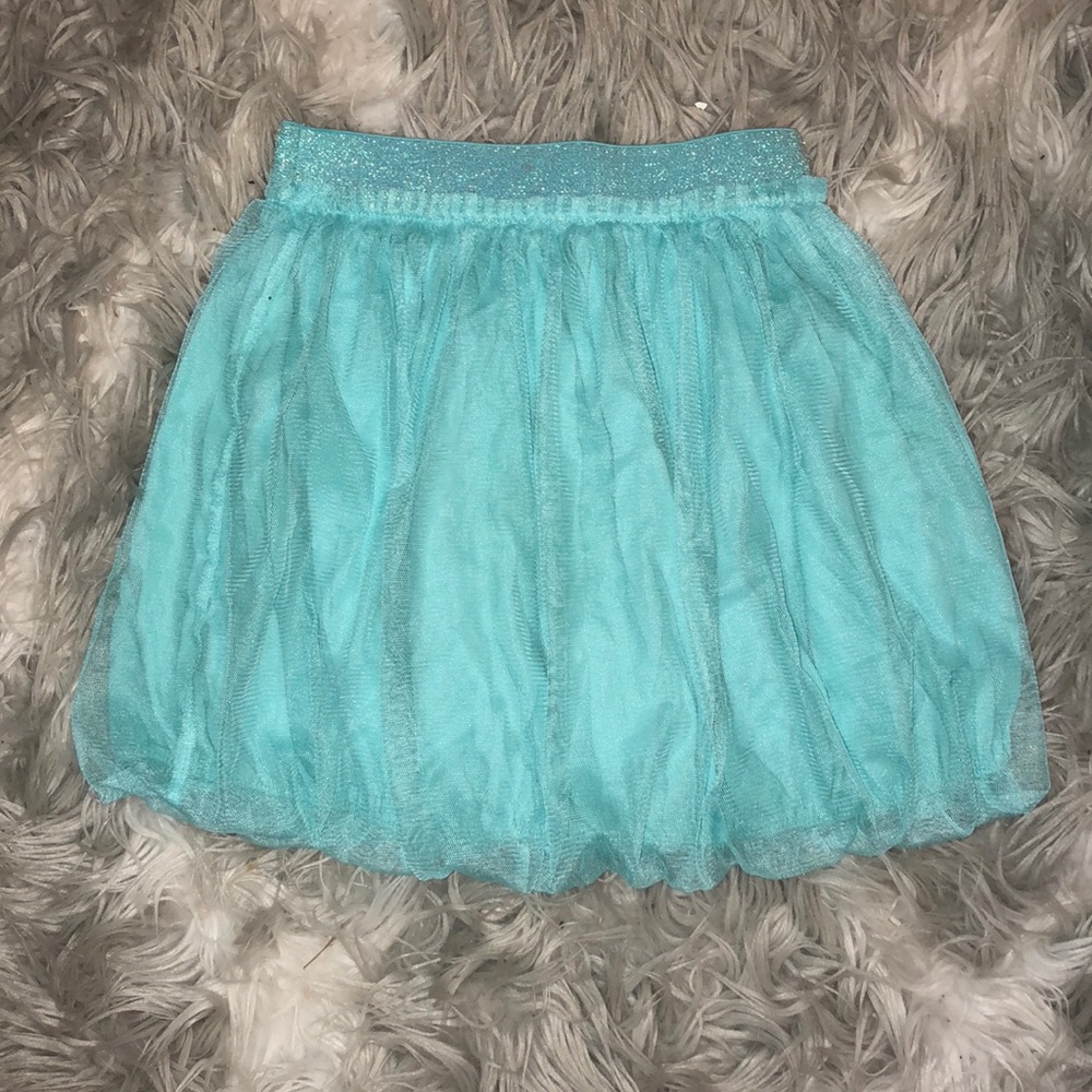 2 Girls skirts